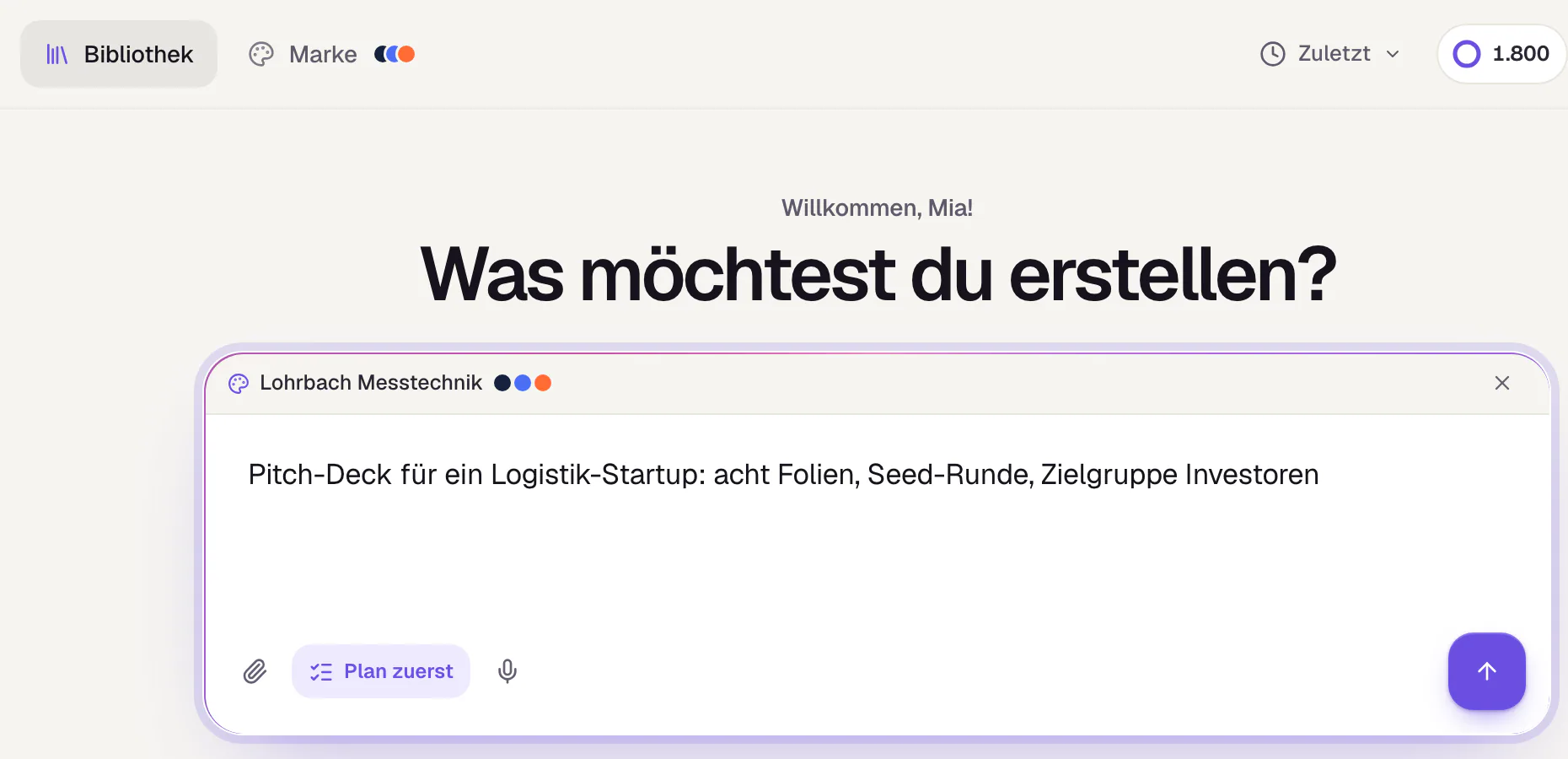 Die Bibliothek mit aktiver Marke: über dem Eingabefeld zeigt eine Leiste den Namen der Marke mit ihren Farben und ein Kreuz, mit dem man ohne Marke baut.